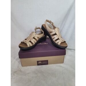 Clarks Bohemian Strappy Sandals Slingback Comfy Beige Vacation Resortwear Size 7